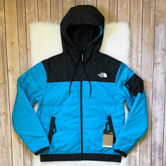 The North Face Men’s Highrail Bomber Jacket - Picture 2 of 11